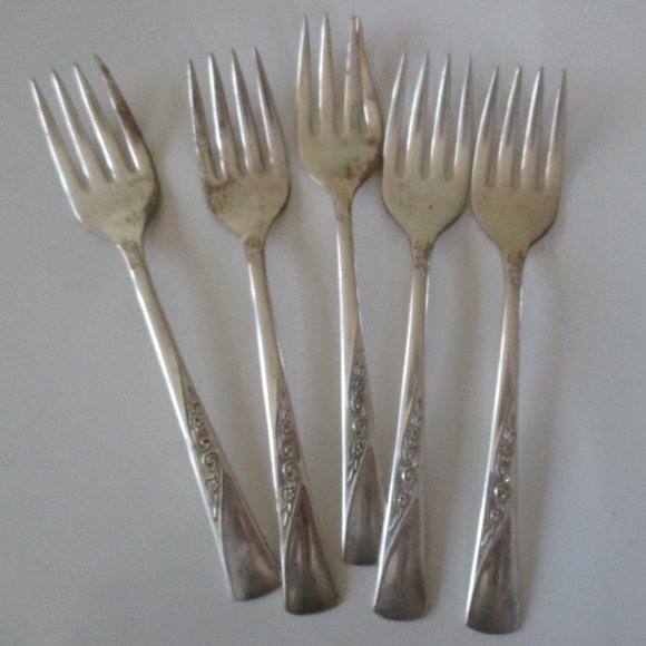 Antique Forks set of 5 Revelation Silver Plate 1953 midcentury silverplate - Picture 1 of 5